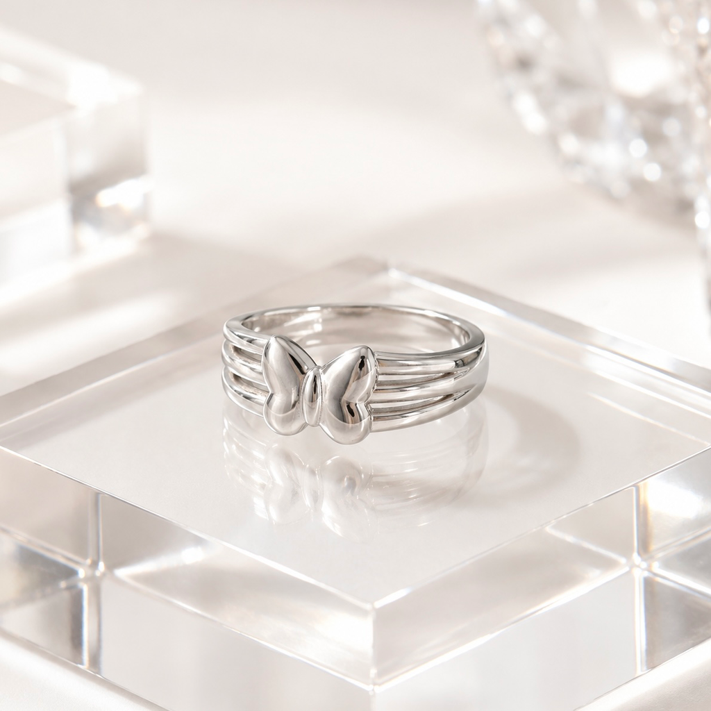 Anillo en plata ley 925 mariposa