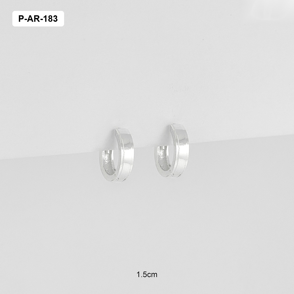 Argolla huggie plata lisa 1.5 cm
