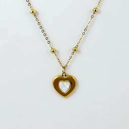 [AC-CDD-148] *COLLAR EN ACERO GOLD DIJE CORAZÓN NÁCAR CADENA BOLITAS