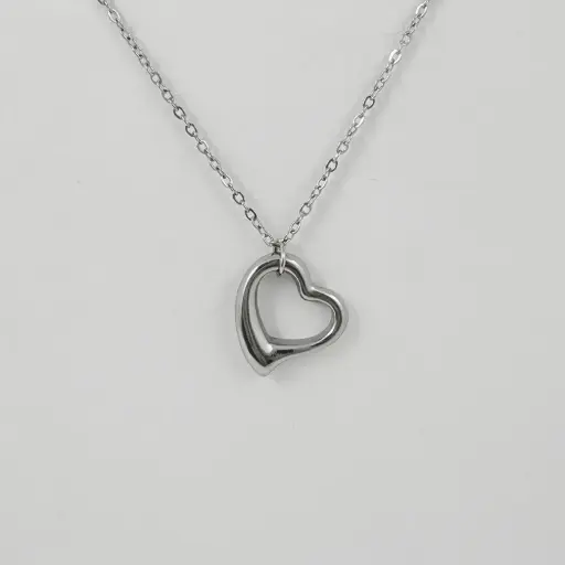 [AC-CDD-158] Collar en acero silver dije silueta corazón