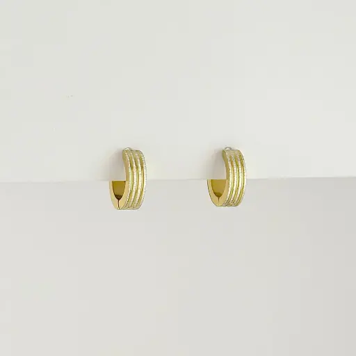 [AC-AR-260] *ARGOLLA HUGGIE ACERO BICOLOR TRIPLE LÍNEA SATINADO