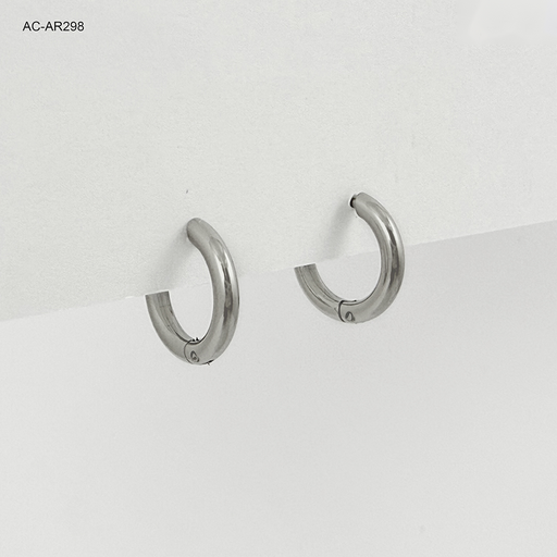 [AC-AR-298] Huggie acero silver tipo hilo 1.5cm
