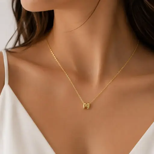 [G-CDD-173] Collar en rodinado gold dije inicial mini