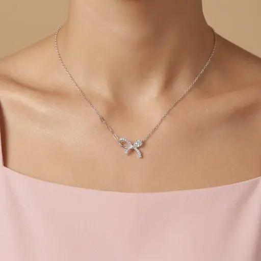 [P-CDD-226] Collar en Plata ley 925 dije lazo cristal blanco