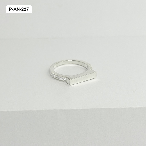[P-AN-227] Anillo plata ley 925 barra lisa microcircones laterales