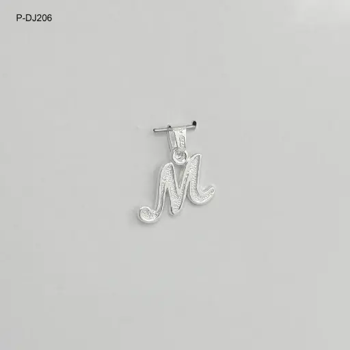 [P-DJ-206] Dije en plata ley 925 letra inicial cursiva -  letra m