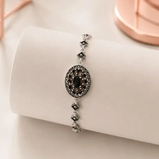 [P-PL-295] Pulsera plata quemada ley 925 marquesita ovalo circones negros