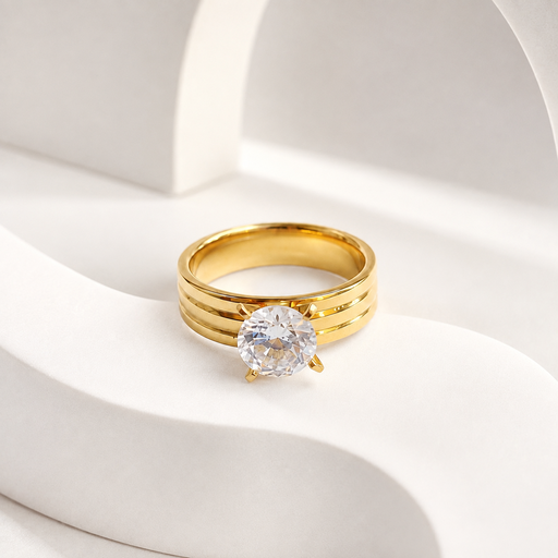 Anillo en acero líneas horizontales y circón