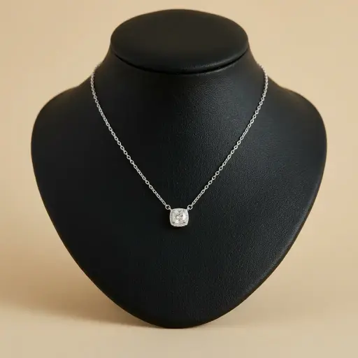 [P-CDD-117] Collar en Plata ley 925 dije cristal cuadrado blanco