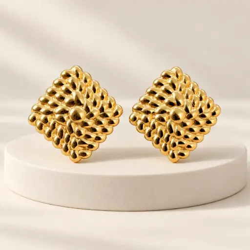 [AC-AR-441] Maxi aretes en acero gold rombo texturizado