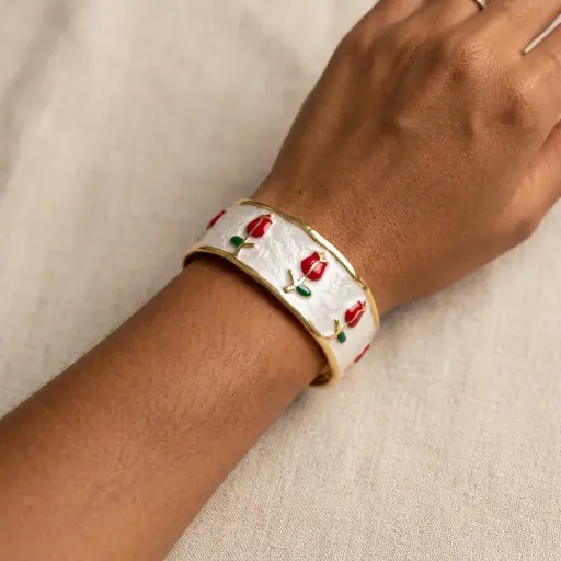 [AC-PL-289] Brazalete en acero gold rigido esmaltado modelo 5