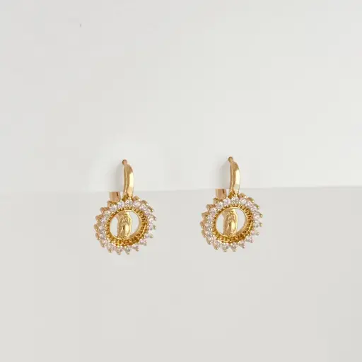 [G-AR-455] Aretes en Rodinado Gold Champagne sistema gancho catalán virgen de Guadalupe microcirconia