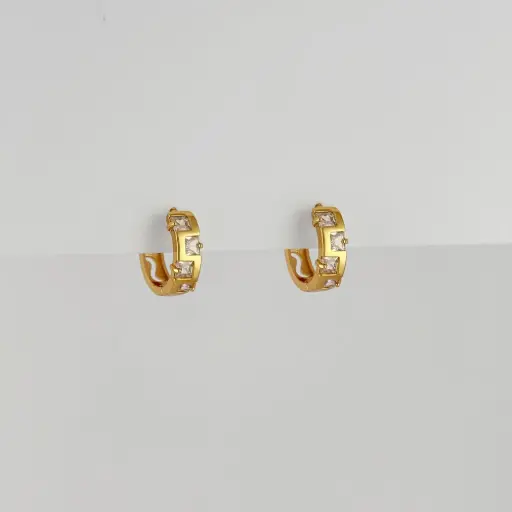 [G-AR-487] Argolla huggie en Rodinado Gold Champagne tetris cristales blancos 1.4 cm