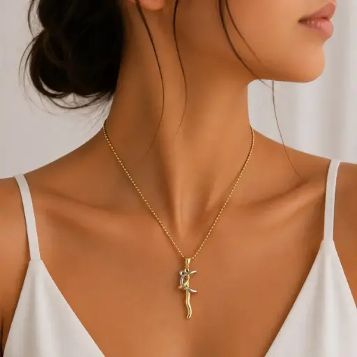 [G-CDD-224] Collar en rodinado cadena gold dije bicolor "Mamá & Bebé"