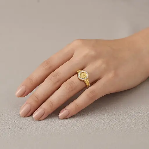 [G-AN-267] Anillo en rodinado gold / silver figura reloj microcircones