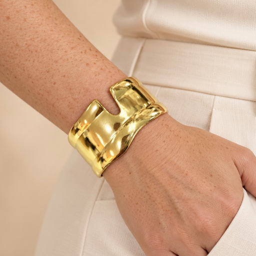 [AC-PL-354] Brazalete rigido en Acero Inoxidable dorado